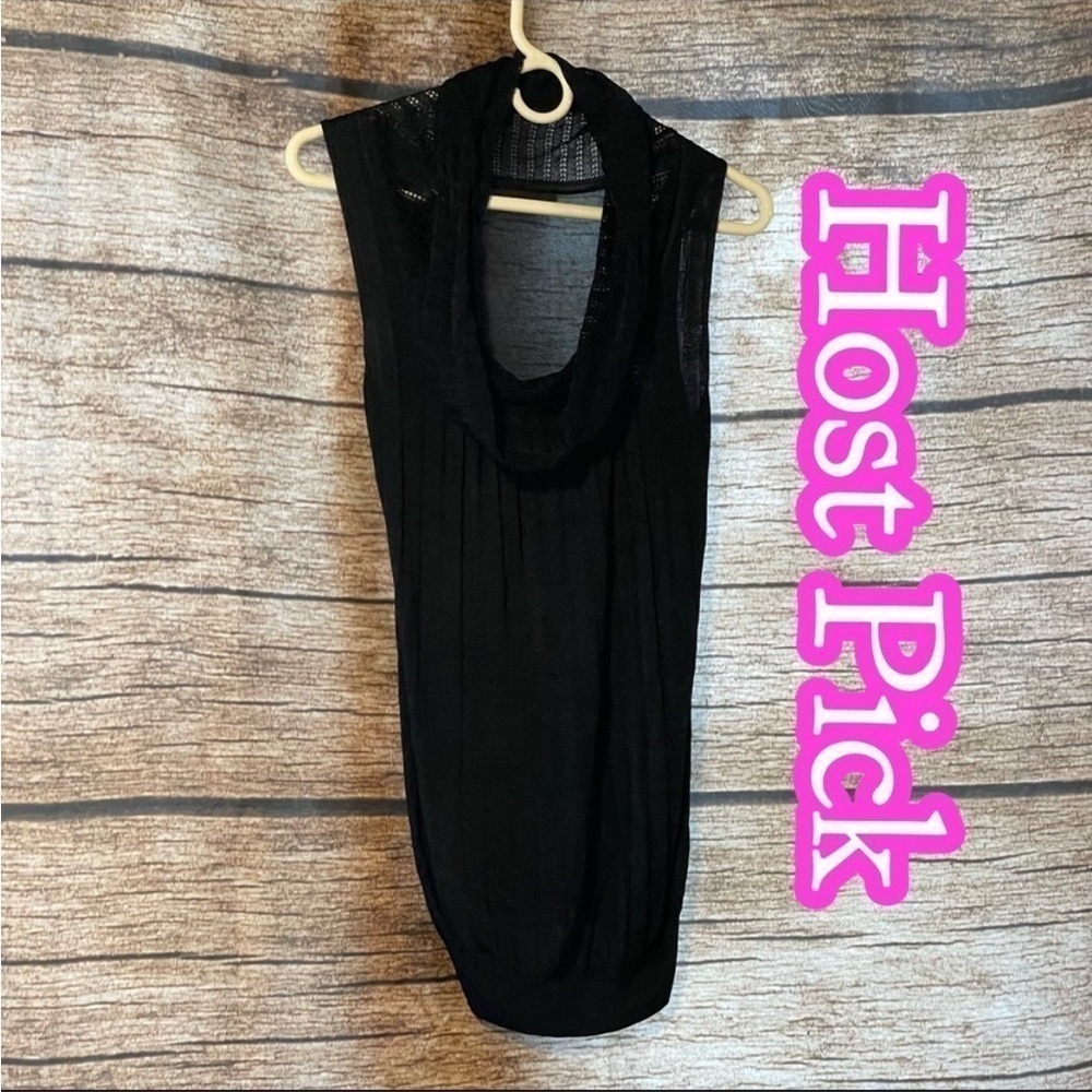 𝅺✅HOST Pick✅ The Limited Sleeveless Top, Small